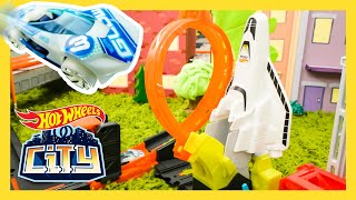 Race to SAVE Outer Space! | New News | @HotWheels