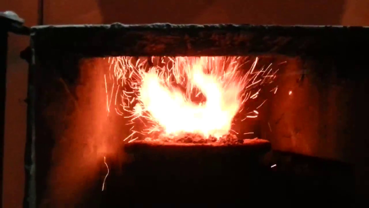 Walka o ogień....kocioł z podajnikiem.