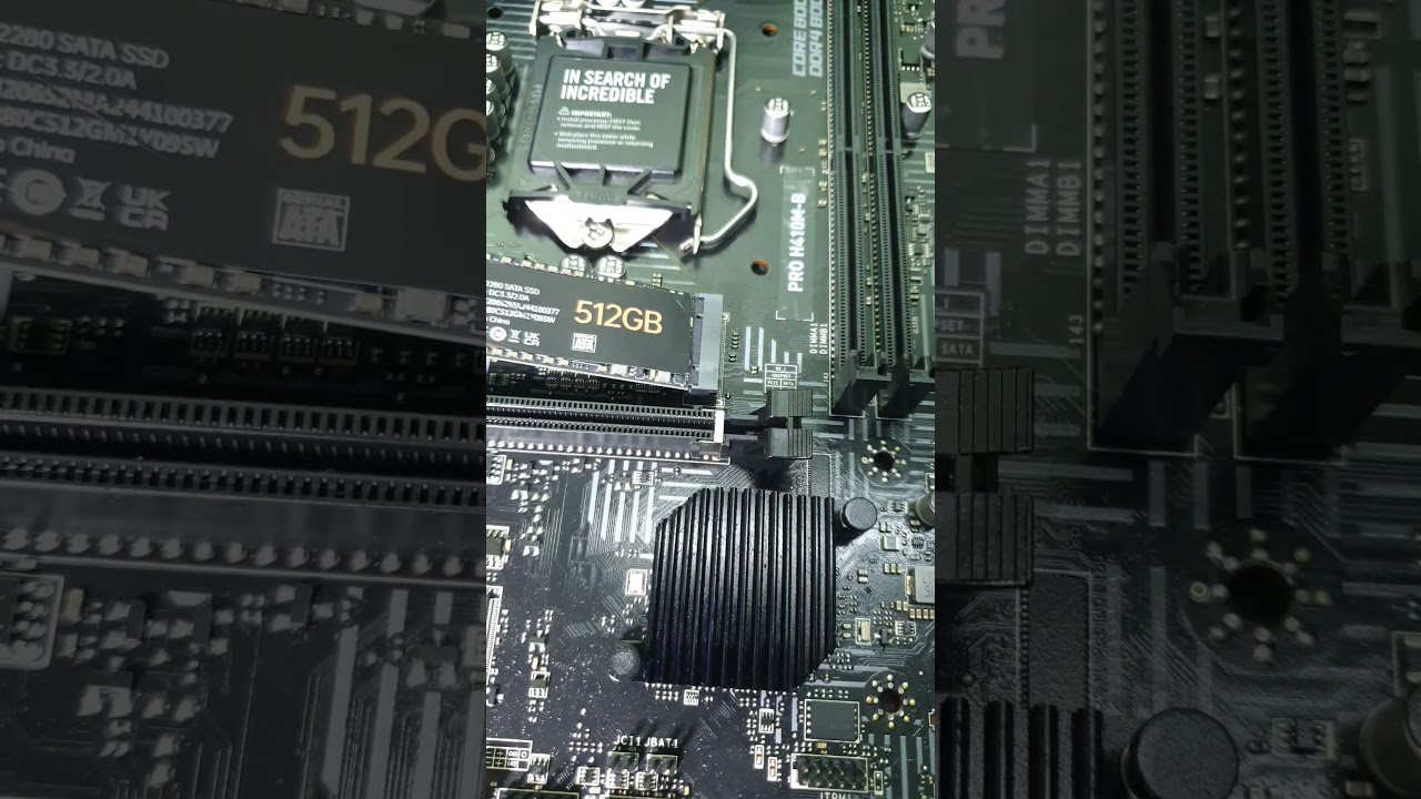 Install 512GB SSD Ediloca EN206 M.2 2280 SATA #shorts - YouTube