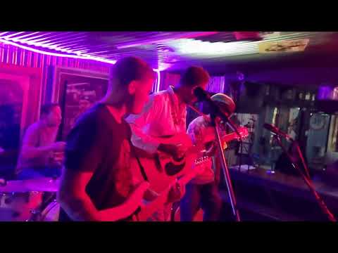 Ain't no Sunshine live at Sinkshack