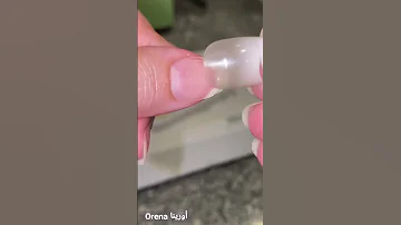 طريقه تركيب الاظافر لاصقه 