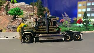 Mack Super-Liner II Bicentennial Ludwig Leichhardt Drake 1:50 Scale...