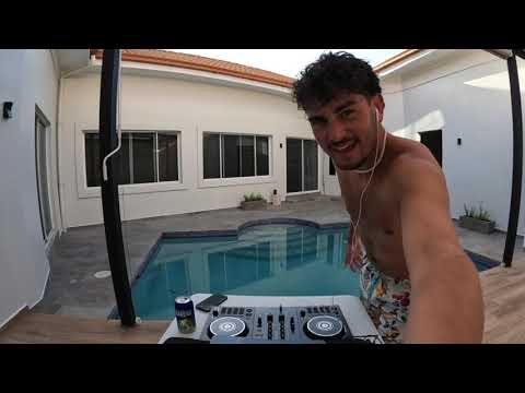 House/UKG Set By the Pool