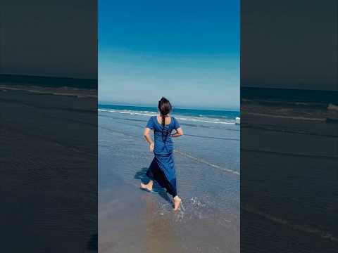 Itna Na Mujhse Pyaar Badha Shorts