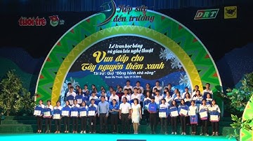 Trao học bổng cho tân sinh viên có hoàn cảnh khó khăn của 5 tỉnh Tây Nguyên