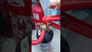 2KG Co2 fire extinguisher demo and testing