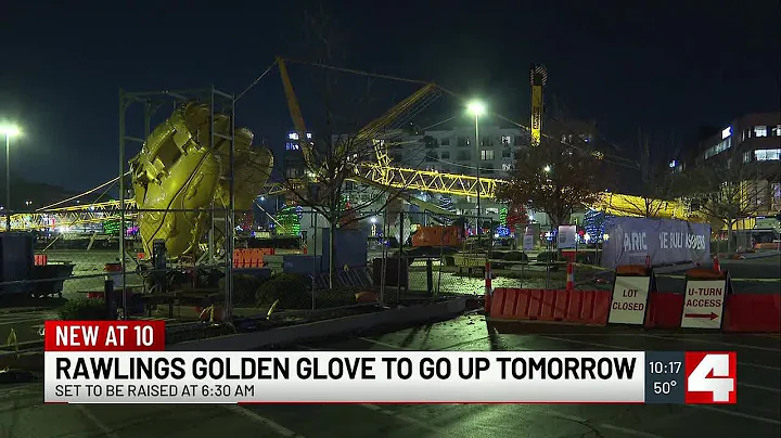Rawlings Gold Glove to be put on top of Westport Plaza