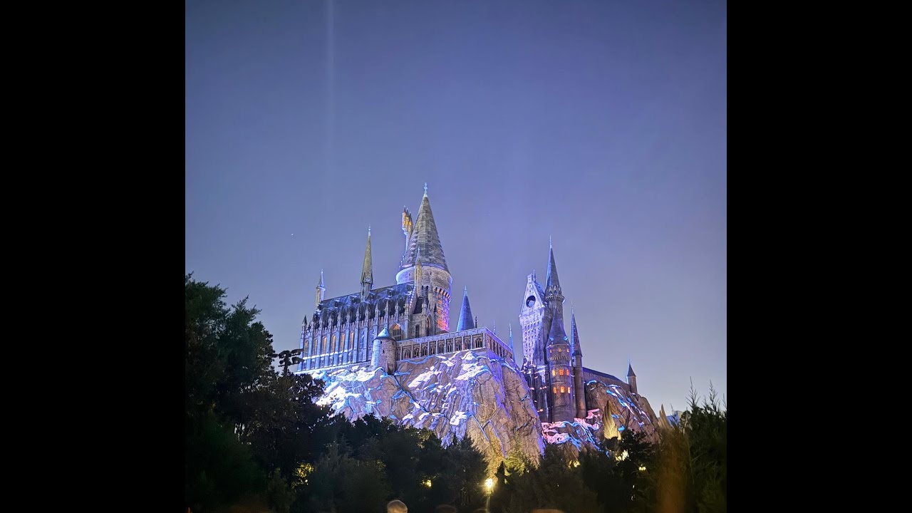 The Wizarding World of Harry Potter - Hogwarts Castle