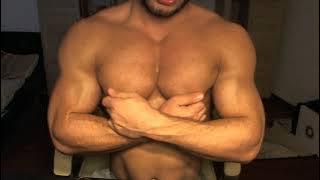 Ray Dillon's outstanding muscle pecs and pair of succulent nipples...