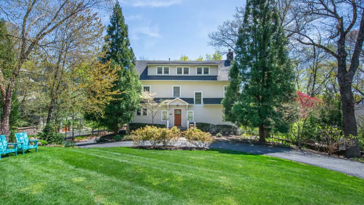 192 Boulevard,  Mountain Lakes, NJ 07046 - Mary Menard The Menard Group