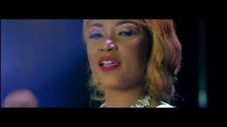 Arielle T - Moitié-Moitié