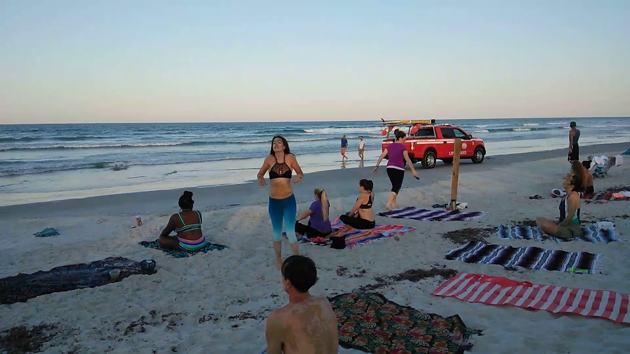 Yoga Hot Clay Detox party