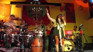 Cher-Ginger Baratta "I follow rivers", Wolf Coderas Session Possible, 18.09.2012, Mülheim