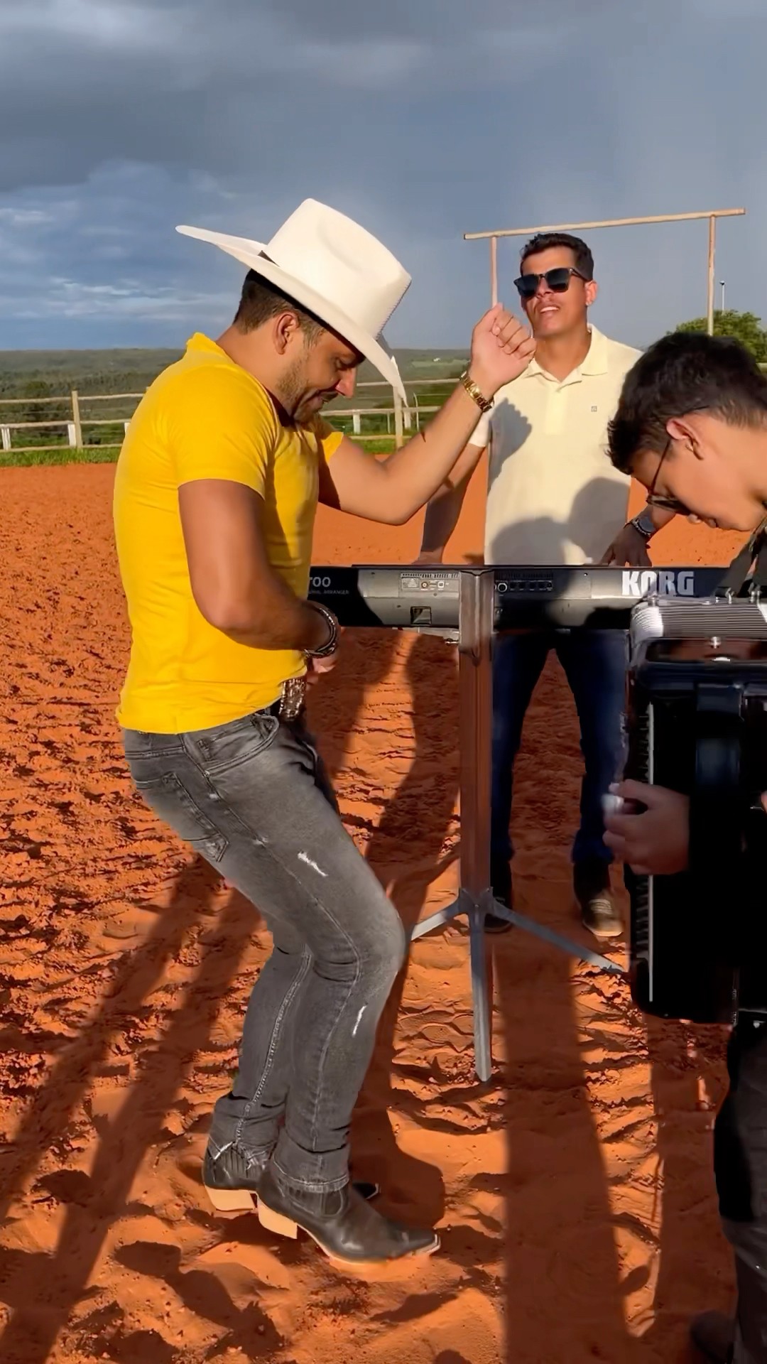 Aqui tá bom demais aqui tá muito bom não há nada mais gostoso que o forró do meu #boanoiteee