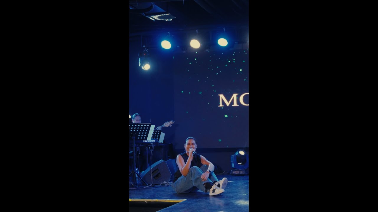 Morissette- Rehearsals for Defying Gravity.... While seated..