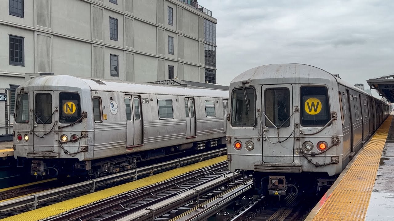 NYC Subway: (N) and (W) Trains @ 39th Avenue