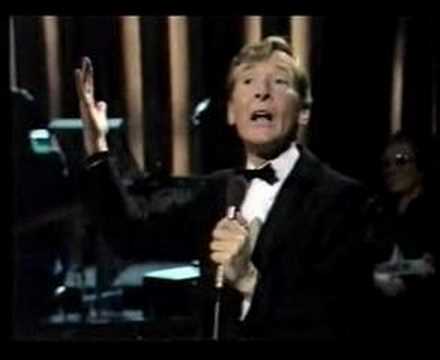 Kenneth Williams Sings 'Ma Crepe Suzette' Live