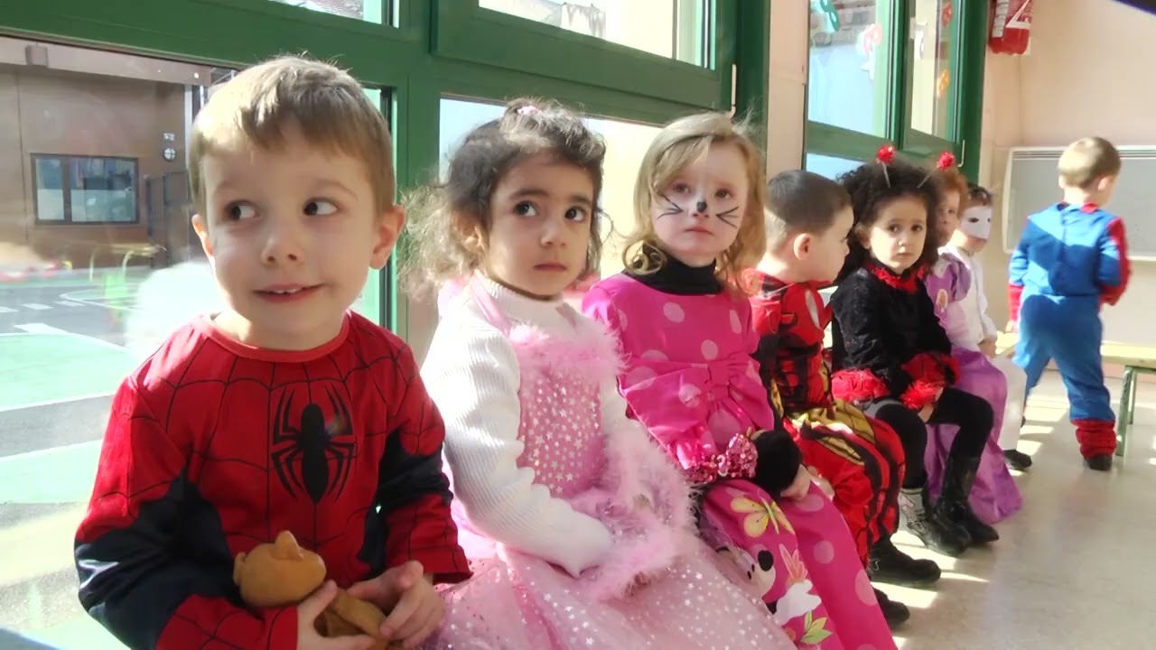 Carnaval à la maternelle de la Ville Haute - 29 février 2016
