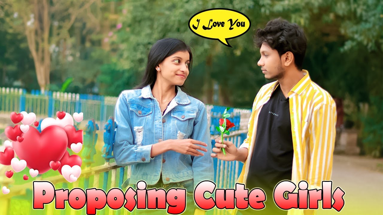 PROPOSING PRANK ON RANDOM GIRL ❤️GONE ROMANTIC 🥵🙈|| PRANK ON CUTE GIRL 🙈 | The Prank Factory