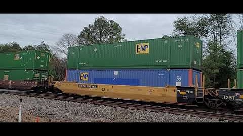 NS 211 Intermodal Taylors, SC w/ACe leader and meeting 238