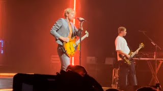 5 Seconds of Summer- Old Me Live Take My Hand Tour Washington DC