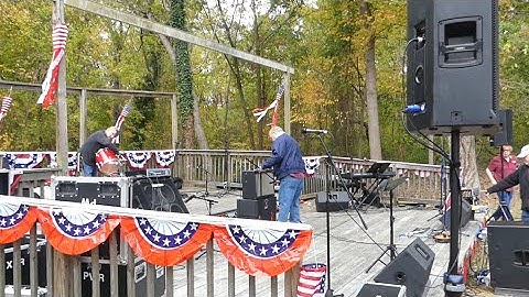 Mixing on a Presonus 16.4.2 console for a small town festival - Event video 41