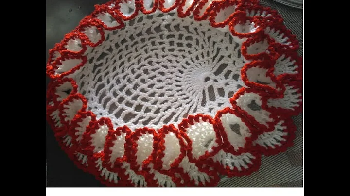 Create a Stunning Vintage Ruffled Pineapple Doily with Crochet!