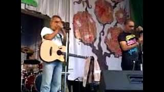 Kasih Jangan Kau Pergi - Bunga with Iwan Fals