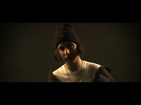 Lia Shine - Ben Gibi Bakmaz (Official Music Video)