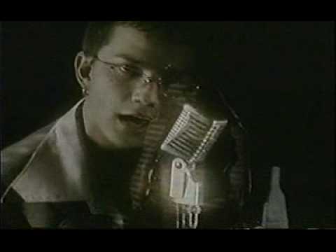 Watch the video for Niegalo Todo