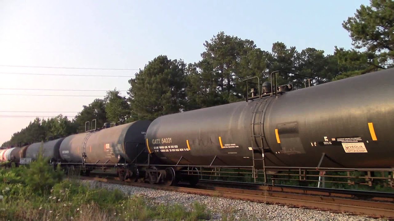 CSXT Q301-29 - YouTube