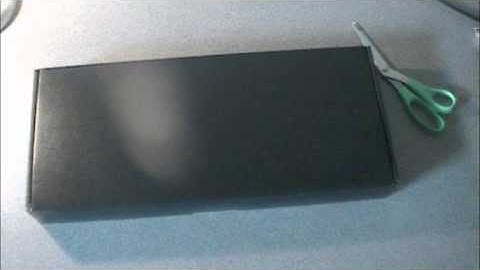 Logitech Illuminated Keyboard K800 Unboxing