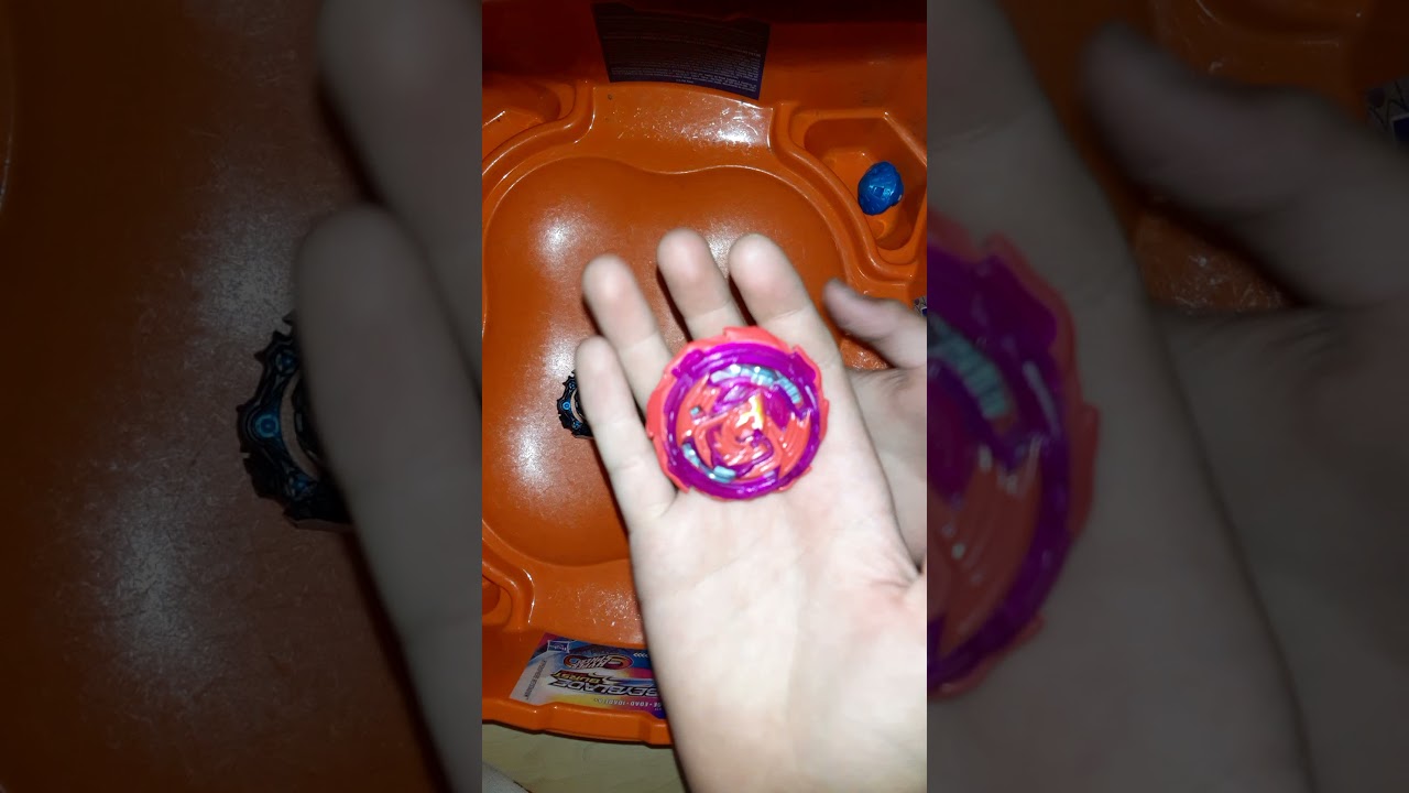 beyblade (revive Phoenix) (dark ice)