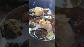 Local khukhura ko jhol #localchicken #nepalikhana #nonvegthali #daalbhaat #viralshort #satisfying