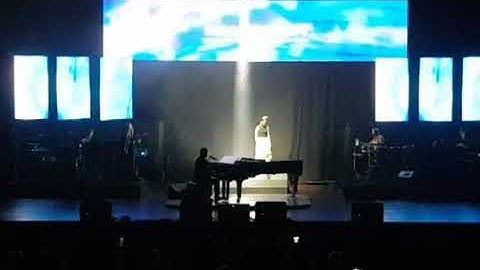 Candra Darusman the piano man live concert "INDAHNYA SEPI" ~ Monita tahalea idol ~