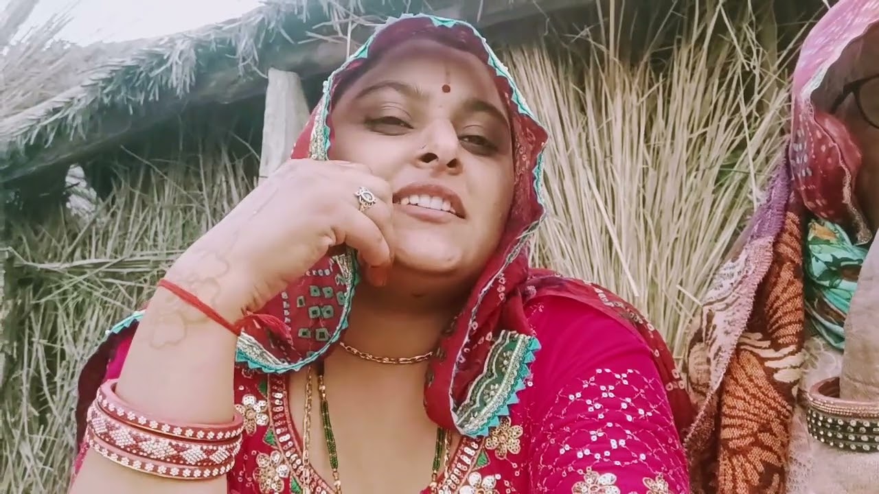 सड़क सड़क आव रेल तकडी// बहुत सुन्दर बना बनी गीत // Banaa bani geet 