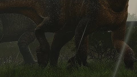 Arazoa - Path of Titans - Close Calls - Iguanodon Gameplay