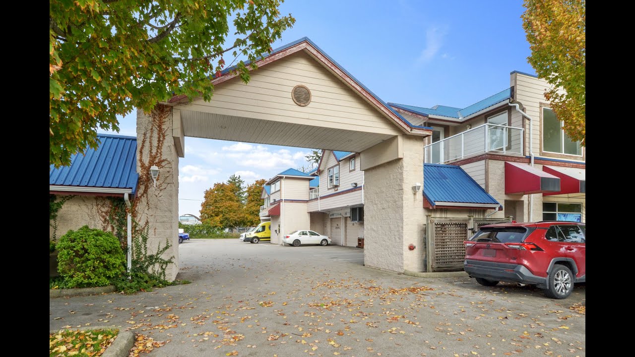 For Sale 201 19705 56 Ave, Langley MLS R2830900 Natalie Gauvreau