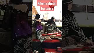 Niken Salindri Bertanya Pada Ki Sun Gondrong shorts nikensalindri
