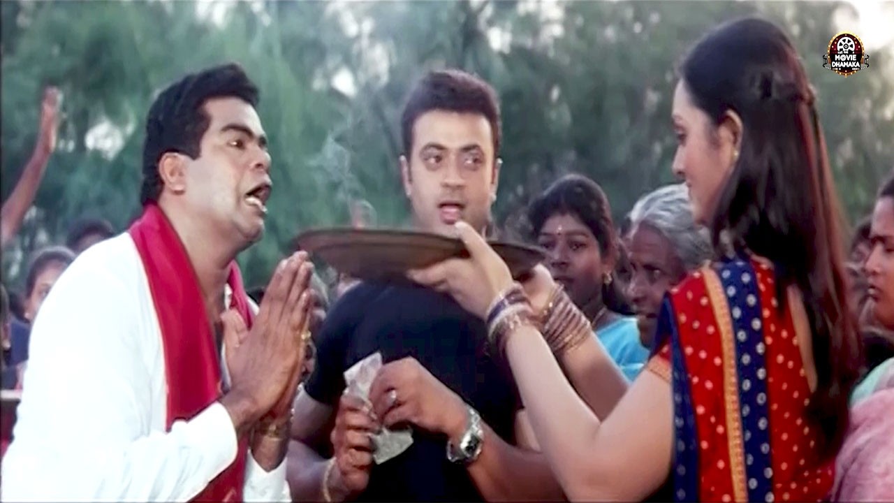 वोट मांगते समय नेताजी की आंख फिसल गई | 4K | Best scene of the election | Movie Part