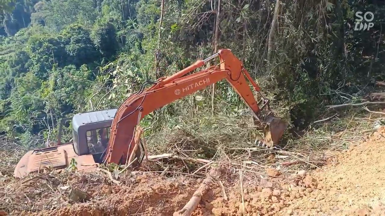 Membuat Teres untuk Tanaman Kelapa Sawit | Excavator ex100