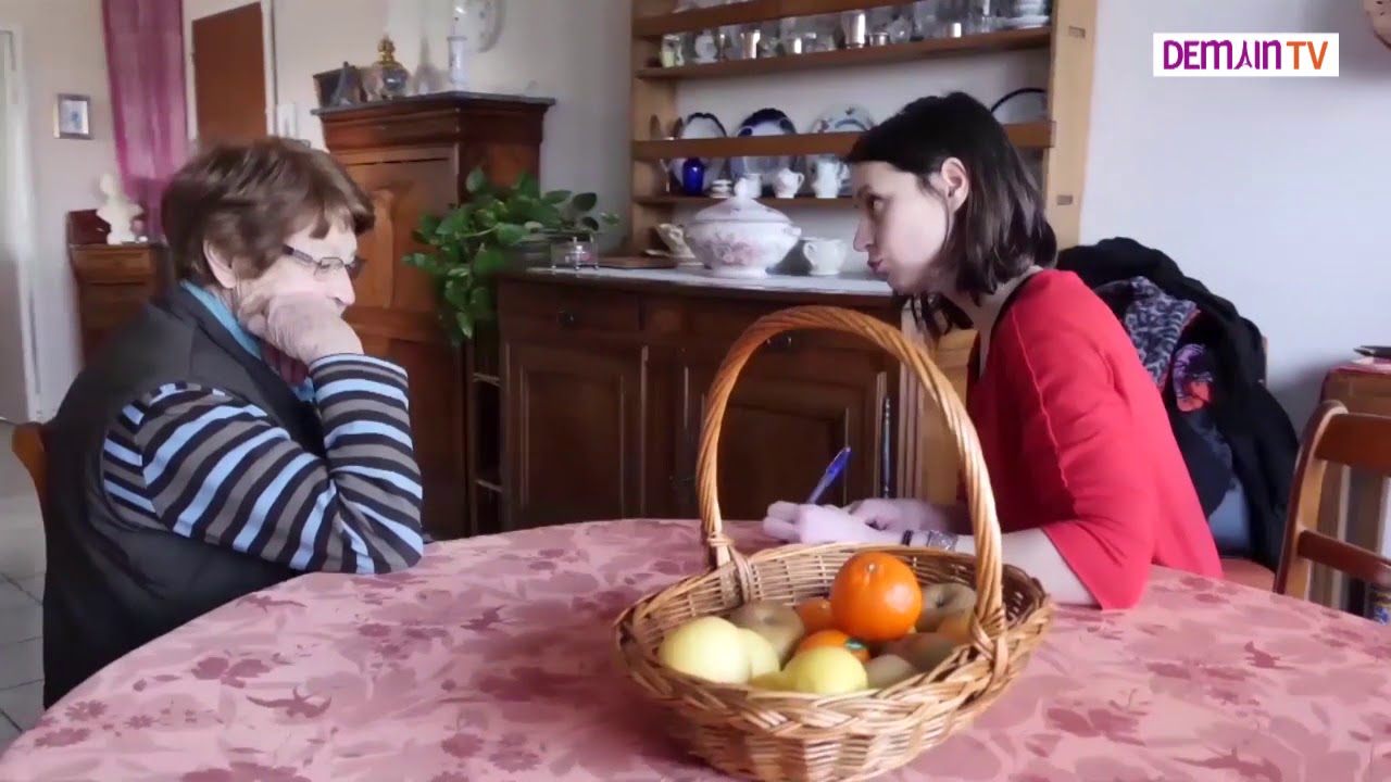 Le Journal de l'Emploi et le métier d'Auxiliaire de Vie Sociale (AVS)