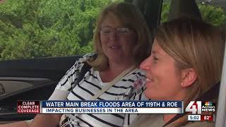 Large water main break in Leawood closes 119th Street
