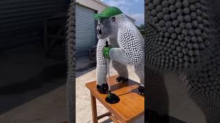Download Lagu Golfer Gorilla. #visualartist #pointillism #swarovski #siliconeart #artlovers #gorillaart MP3