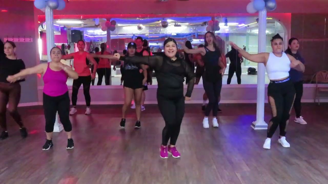 ESA MORENA -RICHI ANGEL- LA CHULA FIT DANCE
