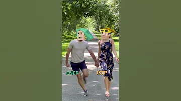 MBTI Couples Walking Style 