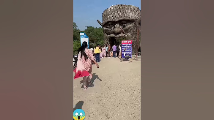 Paer K Neeche Agaya Saaap 🐍🐍 #shorts #shortvideo #shortfeeds #ytshort