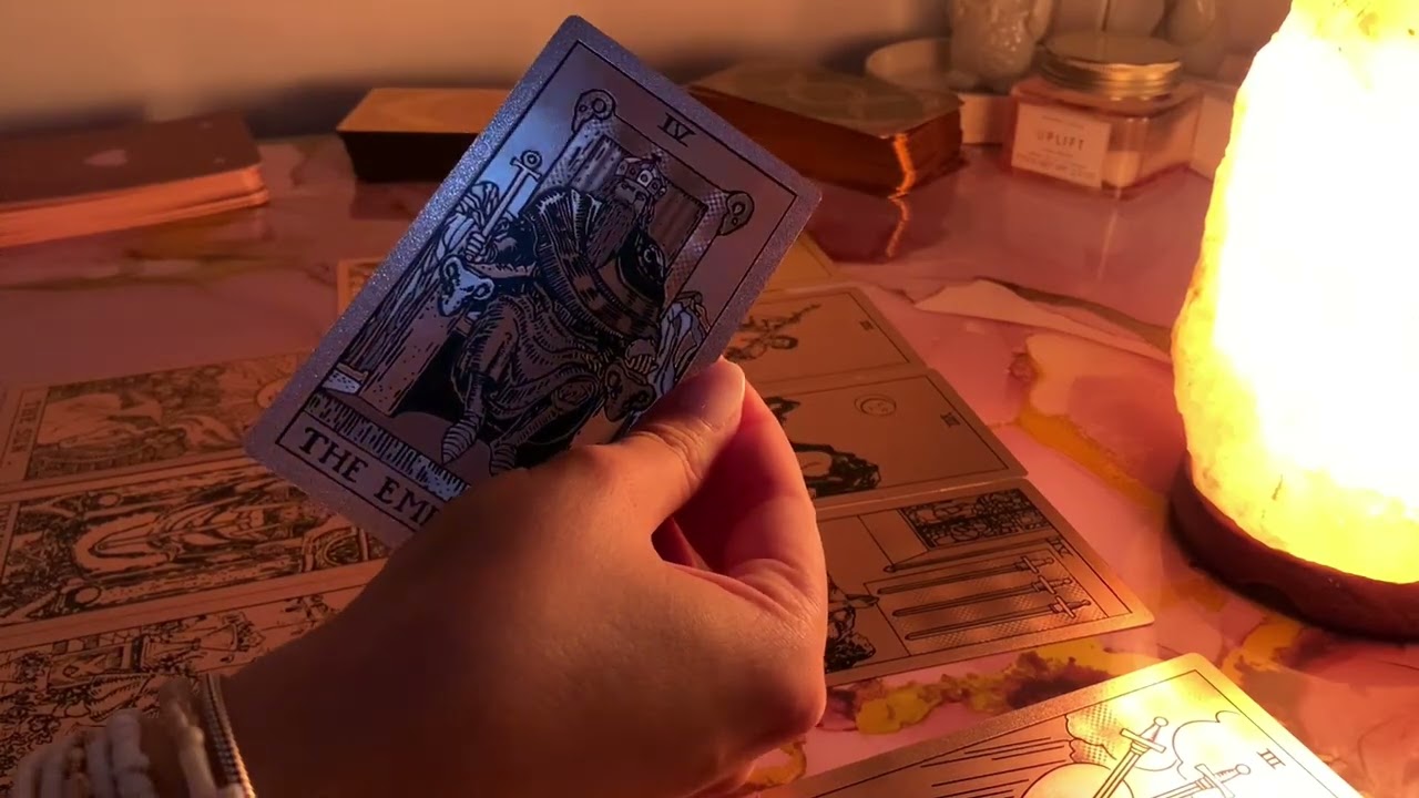 PISCIS❤️♓️ TE LLEGA EL AMOR CON ESTA PERSONA Y SUS SENTIMIENTOS POR TI SON VERDADEROS🥰❤️ VE MAS🔥