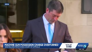 Iowa court overturns machine gun conviction for former police chief