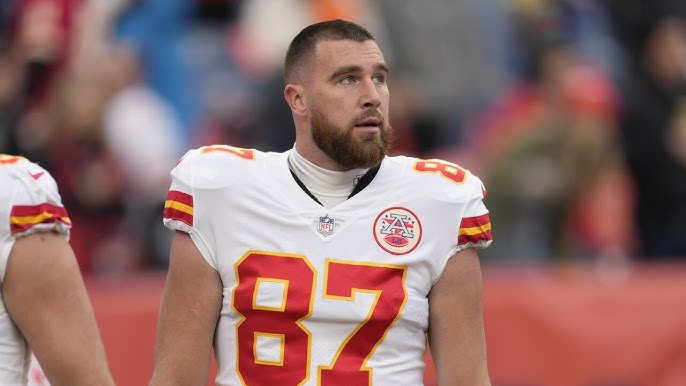 Travis Kelce's 'red flags' called out after hanging out with 'questionable  company'